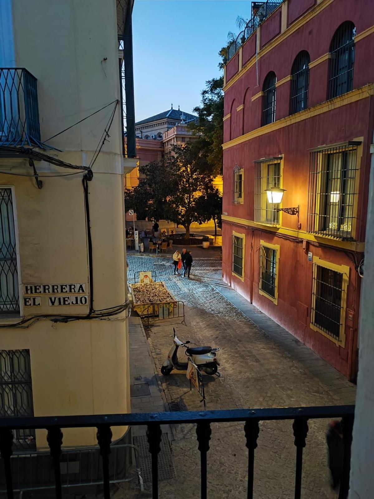 Independent Beautiful House Seville City Center With Private Parking Buitenkant foto